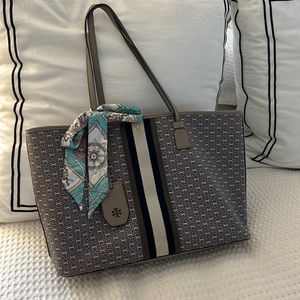 Tory Burch Gemini Link Tote